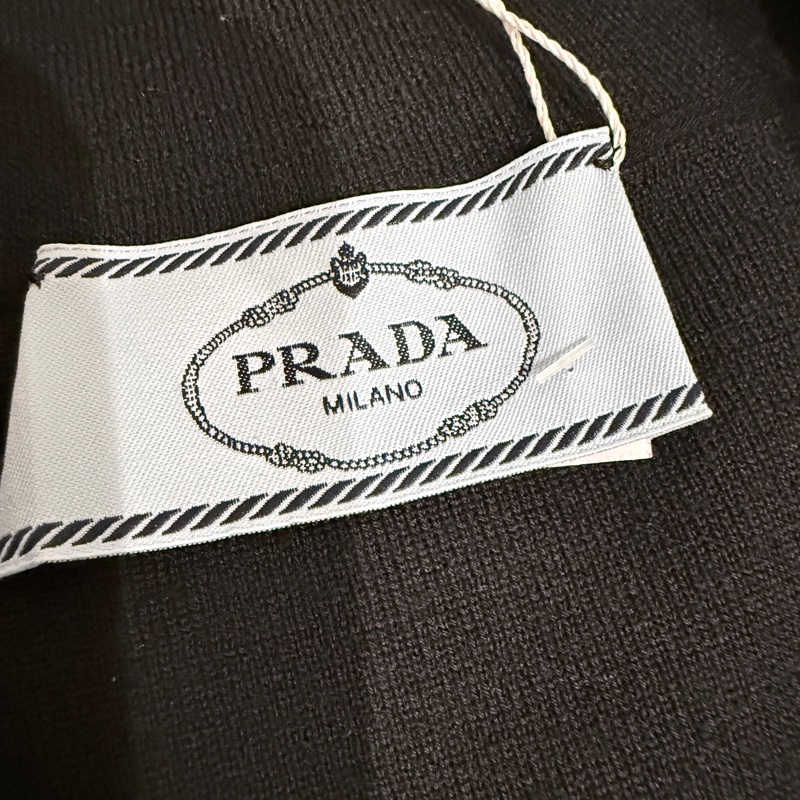 PRADA✨酷颯高領拉鍊三角標無袖上衣背心 #38-7