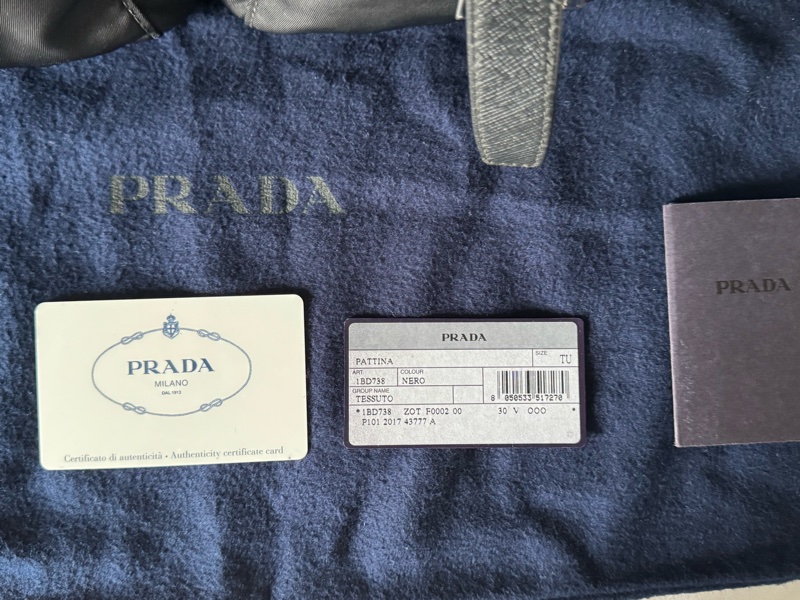PRADA PATTINA 尼龍側背包-3