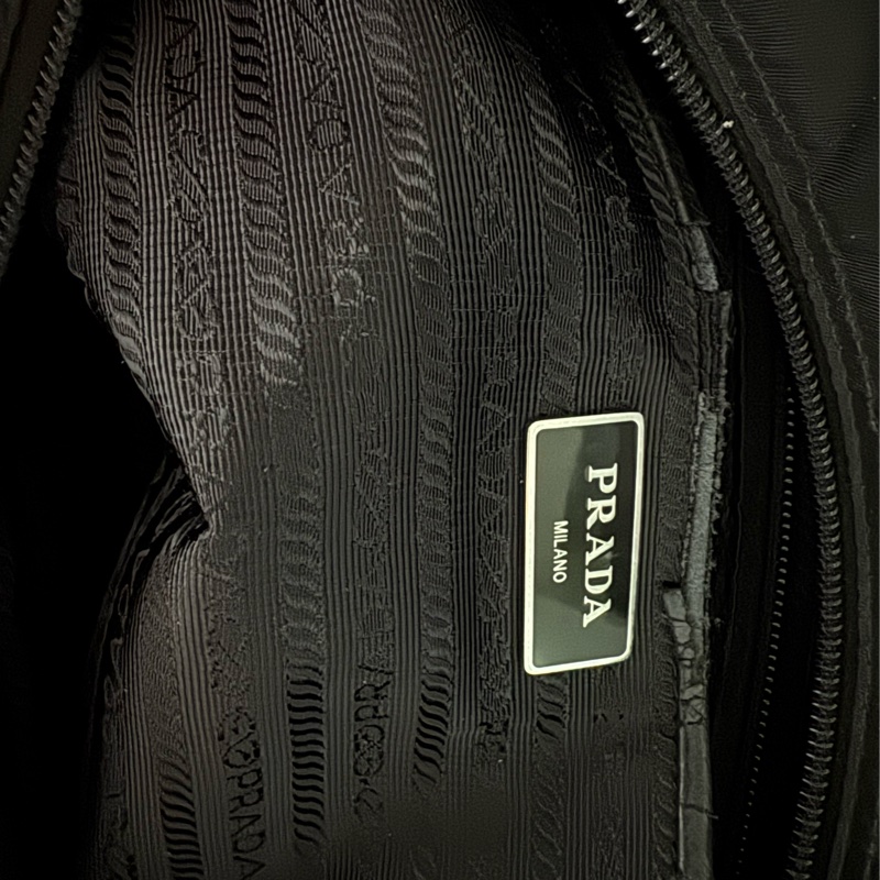 PRADA PATTINA 尼龍側背包-5