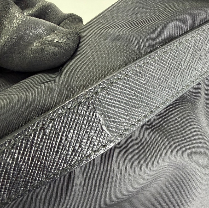 PRADA PATTINA 尼龍側背包-20