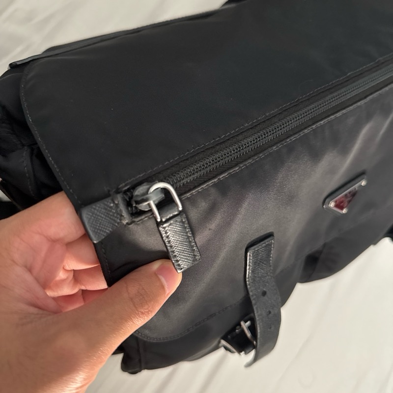 PRADA PATTINA 尼龍側背包-29