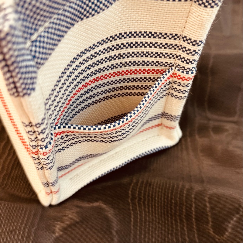 Celine 皮標凱旋門撞色條紋托特包（藍白）-2