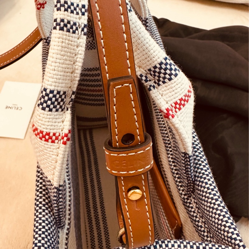 Celine 皮標凱旋門撞色條紋托特包（藍白）-4
