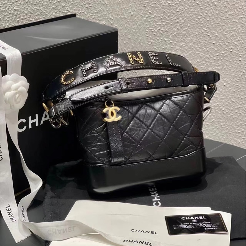 全新全配❤️ 香奈兒 #流浪包 手把款 #黑金 小號 #限量款 #字母手柄-0