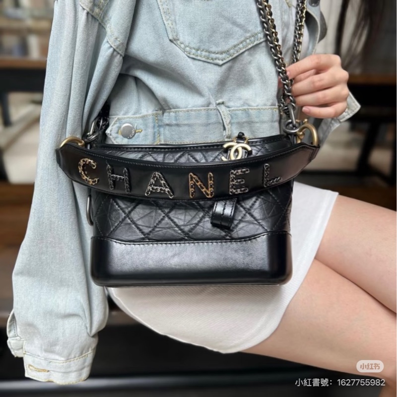 全新全配❤️ 香奈兒 #流浪包 手把款 #黑金 小號 #限量款 #字母手柄-3