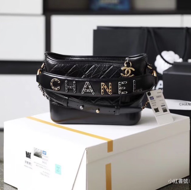 全新全配❤️ 香奈兒 #流浪包 手把款 #黑金 小號 #限量款 #字母手柄-6
