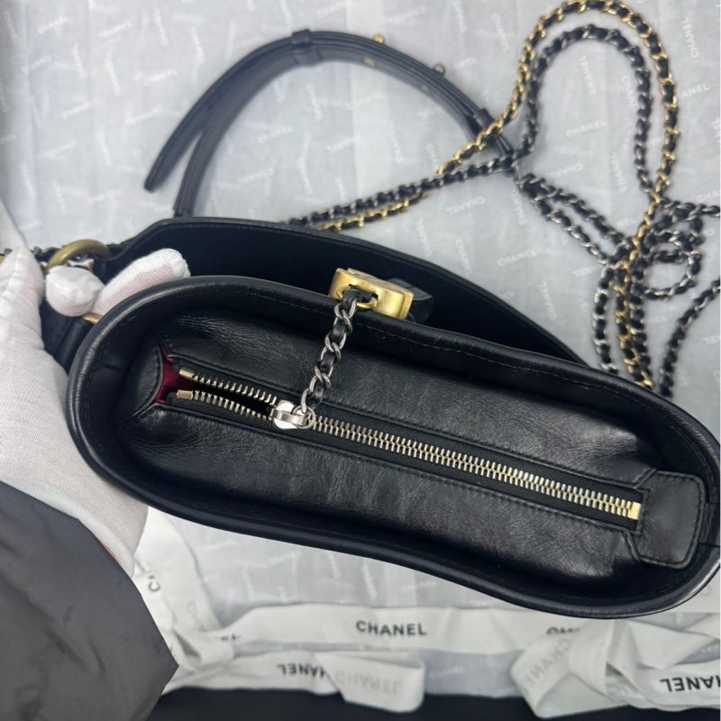 全新全配❤️ 香奈兒 #流浪包 手把款 #黑金 小號 #限量款 #字母手柄-12