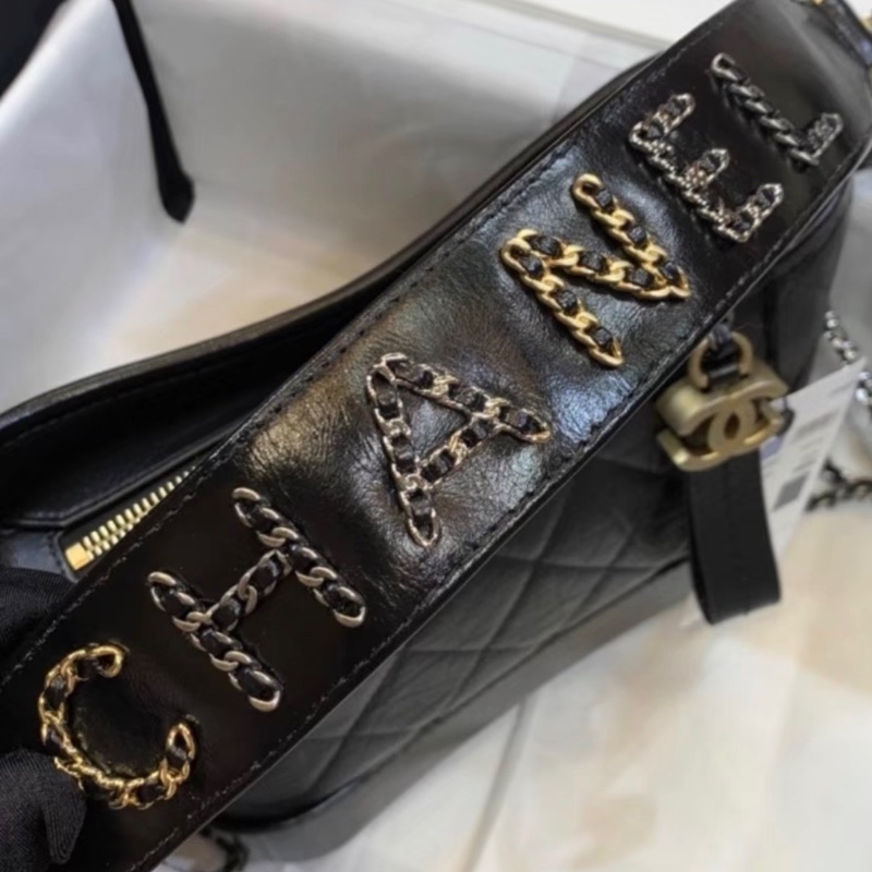 全新全配❤️ 香奈兒 #流浪包 手把款 #黑金 小號 #限量款 #字母手柄-14