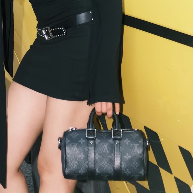 一眼淪陷❤️‍🔥Lv路易威登黑色皮革老花keepall25手提單肩斜挎包-3