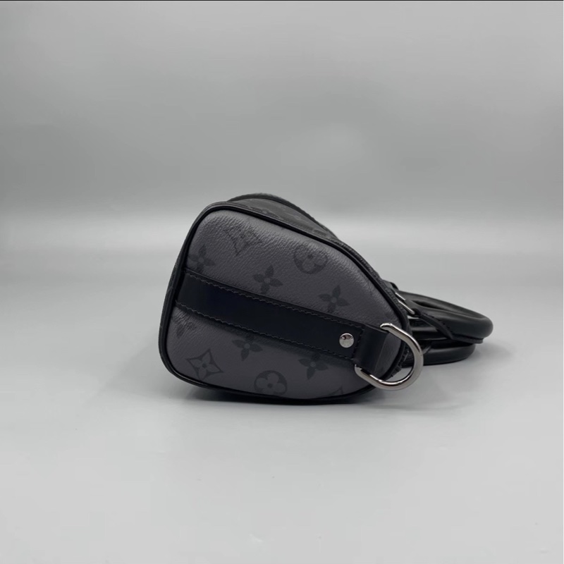 一眼淪陷❤️‍🔥Lv路易威登黑色皮革老花keepall25手提單肩斜挎包-11