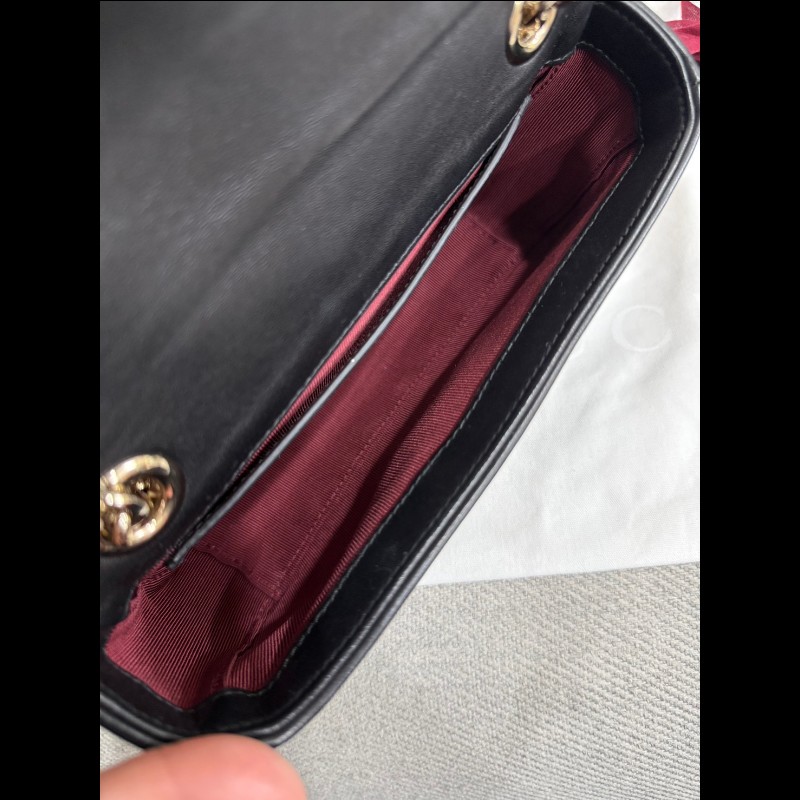 Gucci marmont 小號新款黑色羊皮淡金鏈斜背肩背包-22