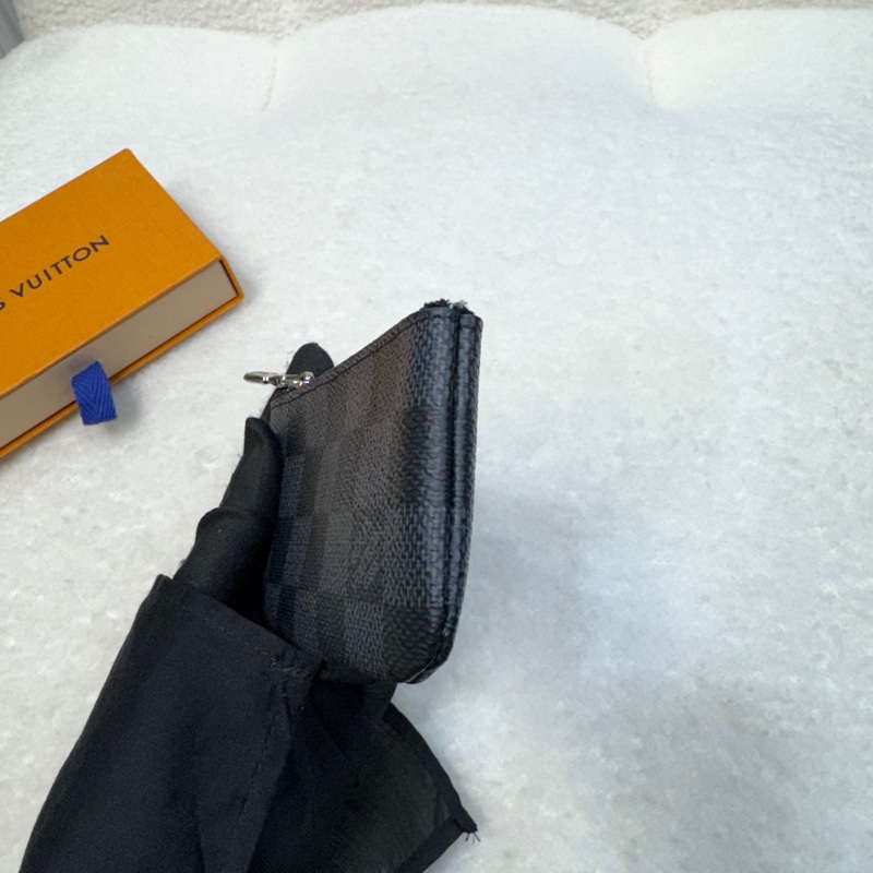 經典百搭 路易威登LV Damier Ebène 棋盤格零錢鑰匙包 N62658 實用小皮件首選 💼-3