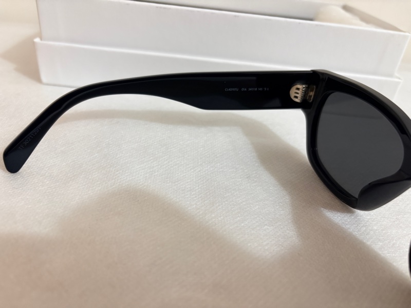 CELINE 黑貓眼型鏡框墨鏡組合-6