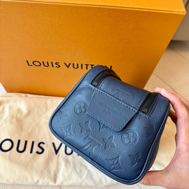 Louis Vuitton Dopp Kit-4