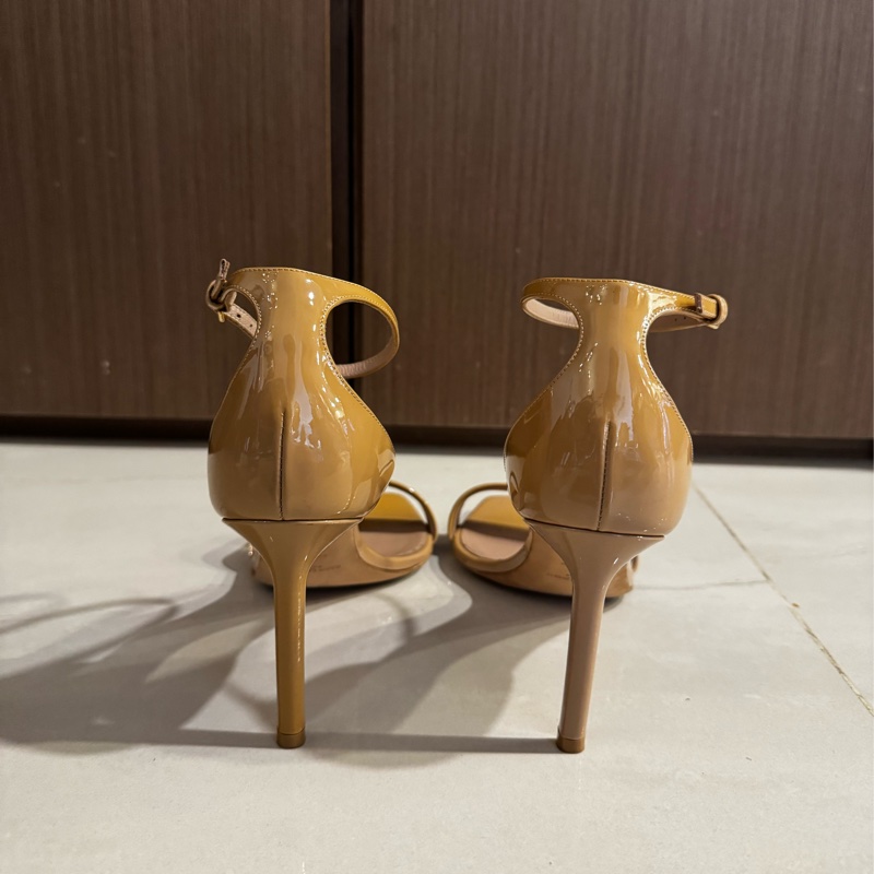 Saint Laurent 膚色漆皮高跟涼鞋-1