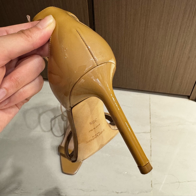 Saint Laurent 膚色漆皮高跟涼鞋-4