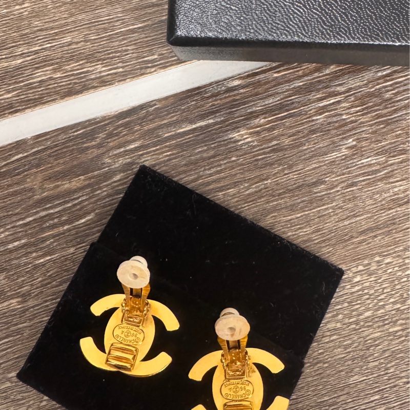 Chanel 香奈兒缺貨款logo書包釦金釦夾式耳環 耳夾-2