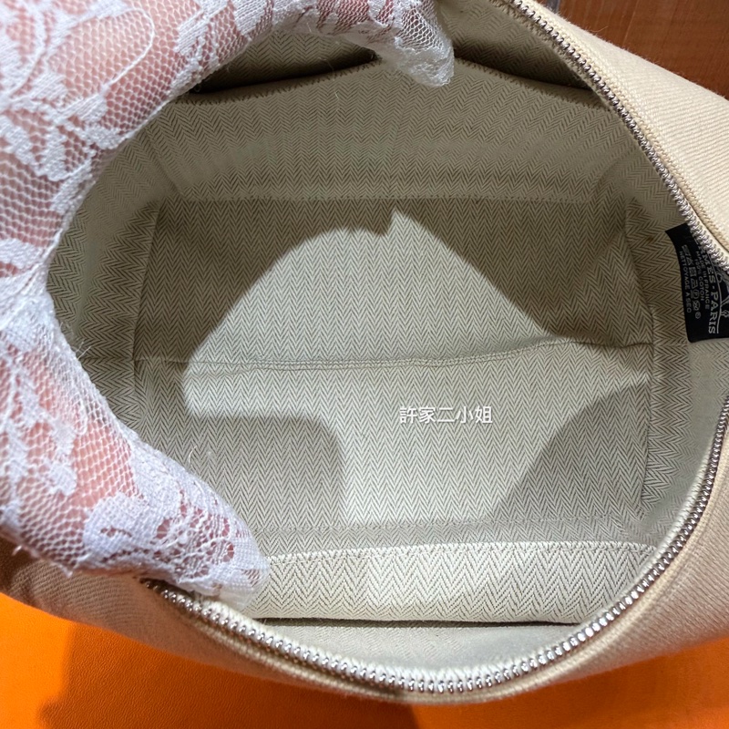 Hermès 97/98新 閒置小號 自然色（米色）收納包/便當盒-5