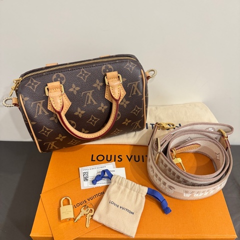 Louis Vuitton Speedy 20 芯片款💗原廠奶茶色背帶(盒裝完整）