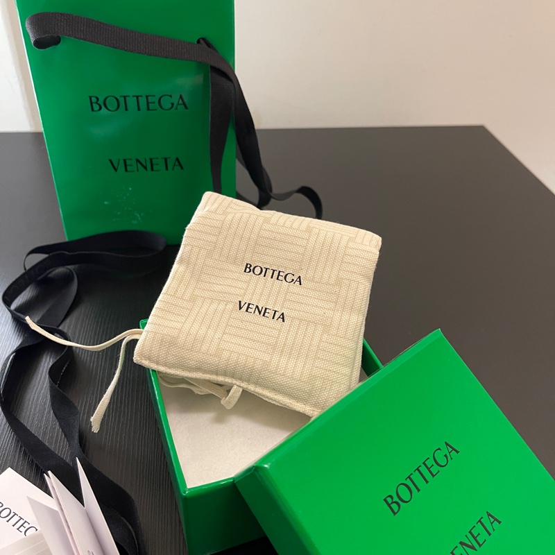 BOTTEGA VENETA BV 銀飾結繩手鍊 Knot Bracelet 全新-0