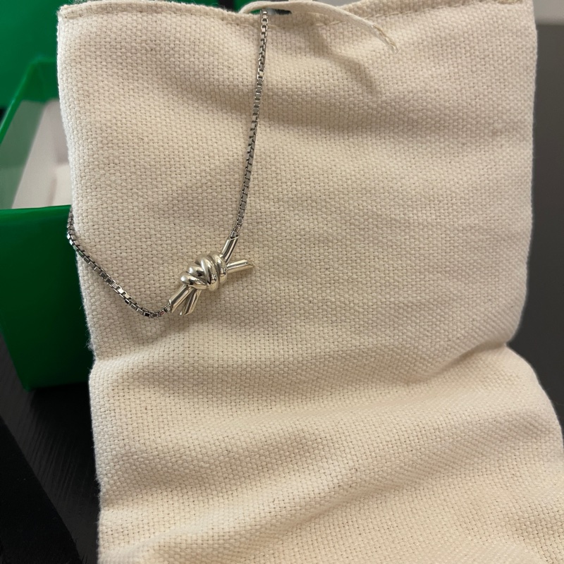 BOTTEGA VENETA BV 銀飾結繩手鍊 Knot Bracelet 全新-2