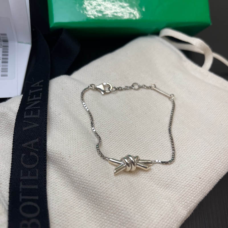 BOTTEGA VENETA BV 銀飾結繩手鍊 Knot Bracelet 全新-5