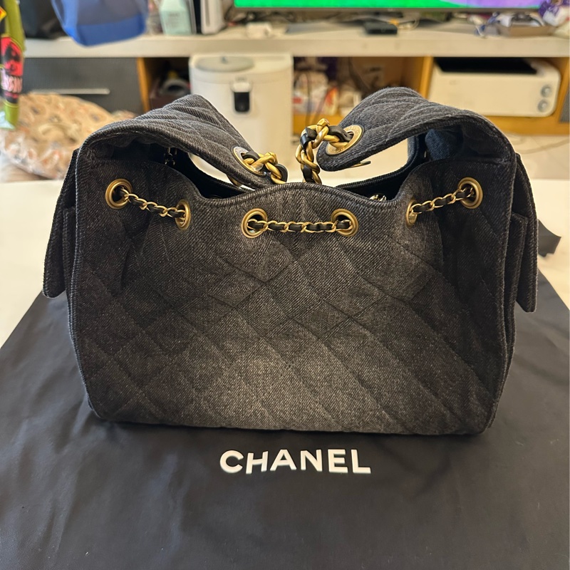 Chanel 25 肩背包-2