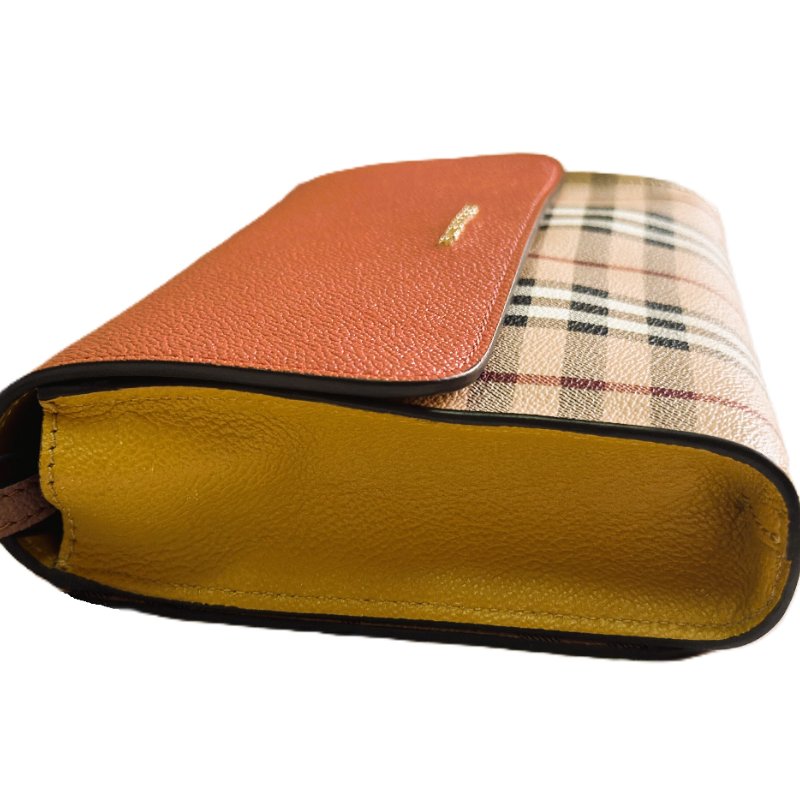 Burberry經典格紋牛皮肩背/斜背包-5