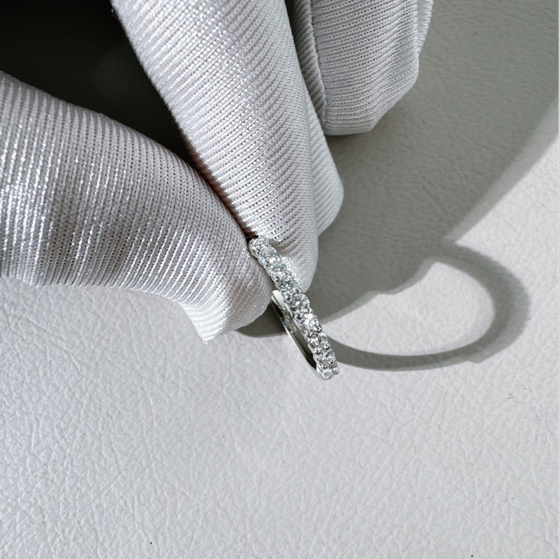 Tiffany 蒂芙尼 Forever系列 鉑金 半鑽婚戒戒指，寬度 2.2mm，美碼 5 碼，歐碼 49 號-7