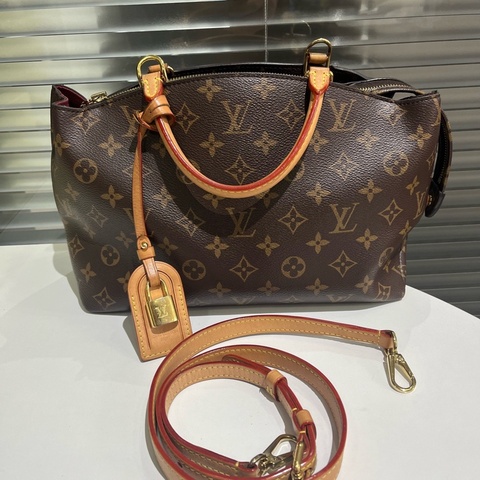 Louis Vuitton 路易威登 新款蒙田  附件：肩帶