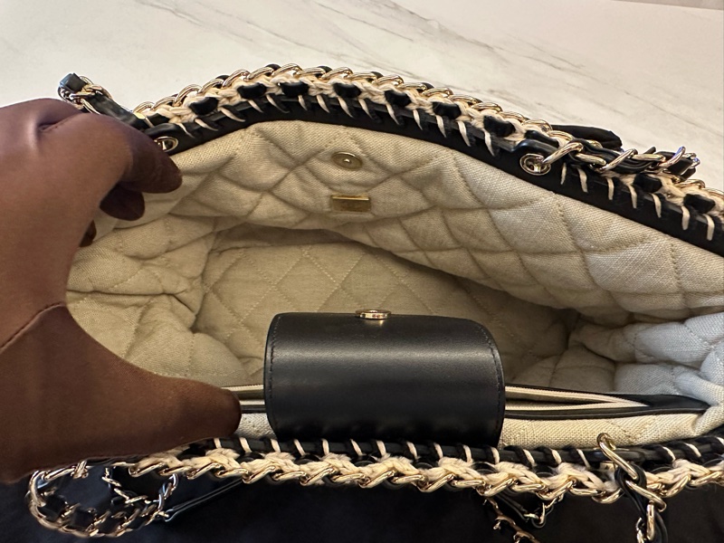 Chanel 度假系列 皮穿鍊編織肩背包-2