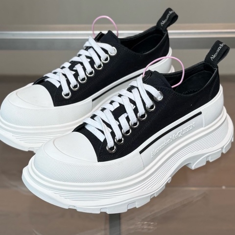 99新麥昆/Alexander McQueen 黑白帆布馬丁靴 尺碼/36 🈚附件