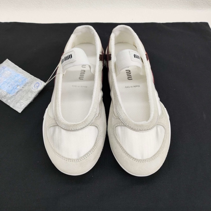 Miumiu繆繆 25ss 秀款白棕色做舊綁帶芭蕾鞋 白色 36碼-2