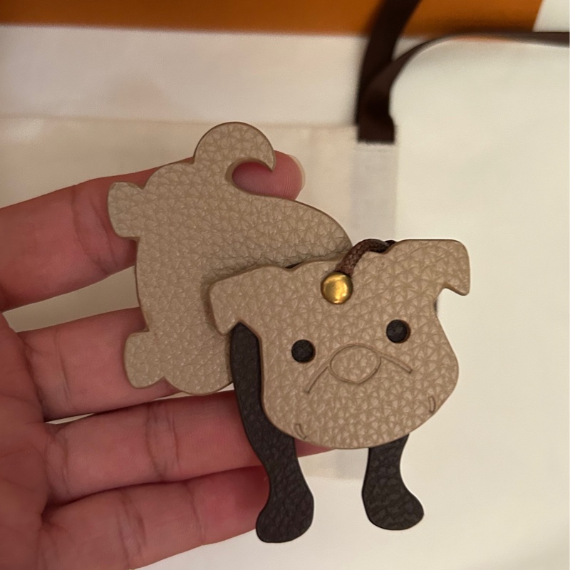 LV 狗狗皮革掛飾Vic禮👩🏻‍🦰（全配：限量緞帶、防塵套、盒、提袋）-3