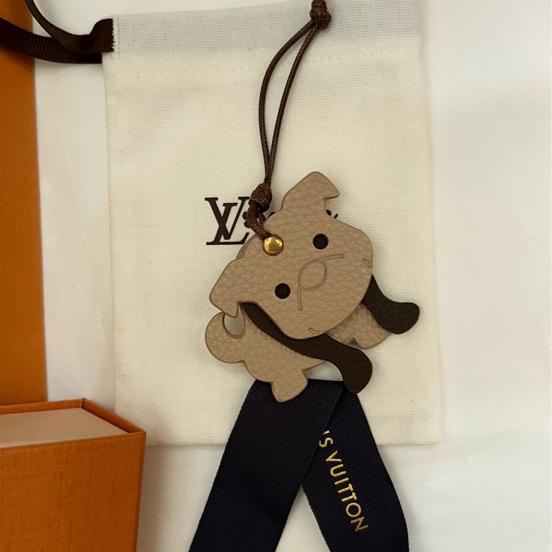 LV 狗狗皮革掛飾Vic禮👩🏻‍🦰（全配：限量緞帶、防塵套、盒、提袋）-6