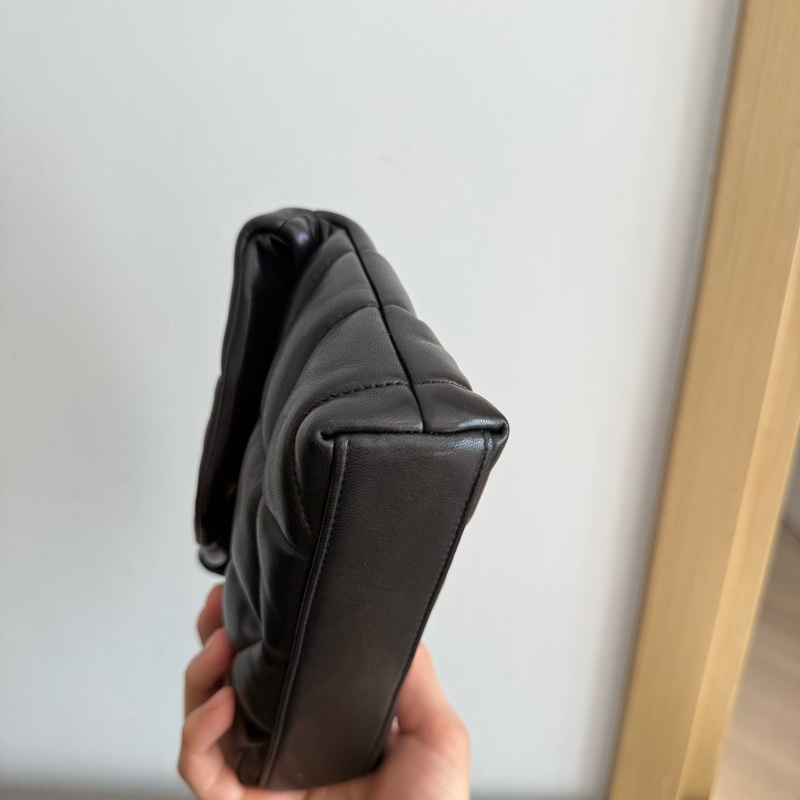 Yves Saint Laurent 全羊皮小包包-8