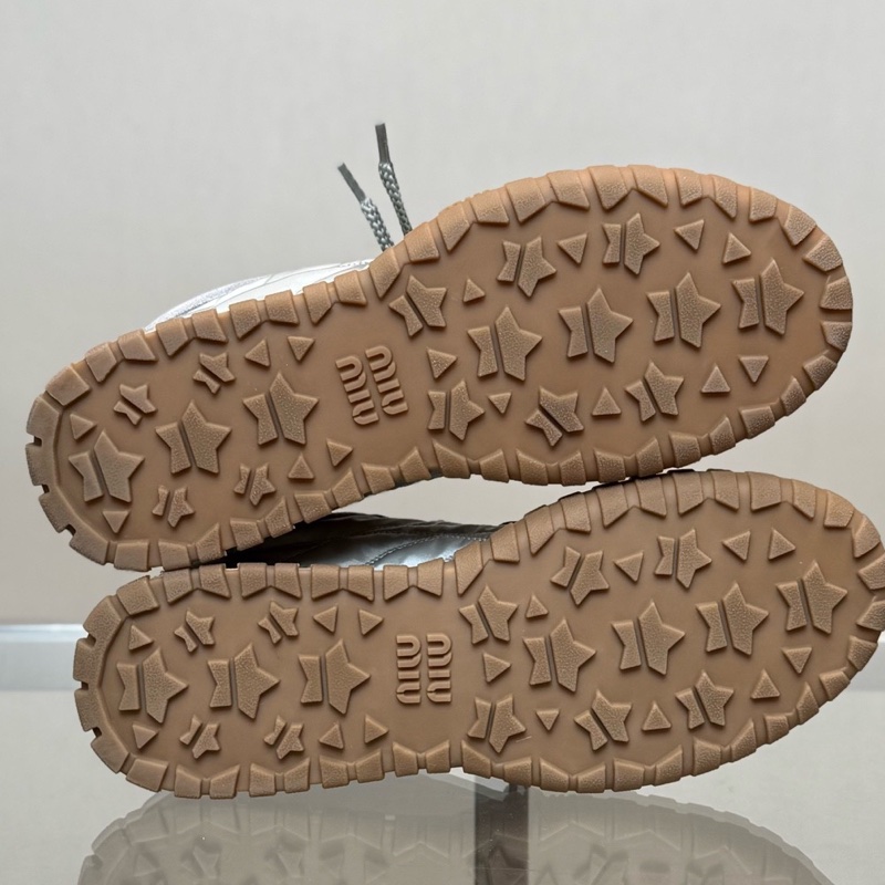 99新 繆繆/Miu Miu 26SS Tyre 雲朵灰餅乾德訓鞋 尺碼/36 碼-6