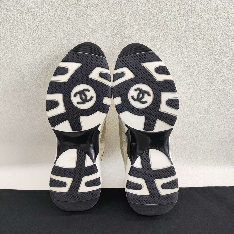 CHANEL香奈兒 25A 小牛皮女款淺金色白銀色  37碼-7