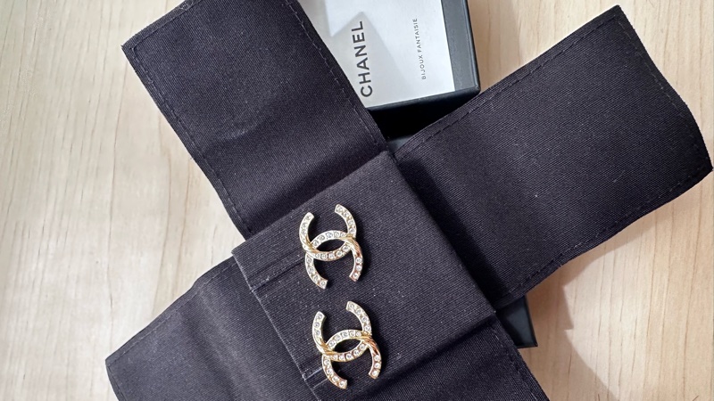 香奈兒 經典雙C水鑽耳環-0