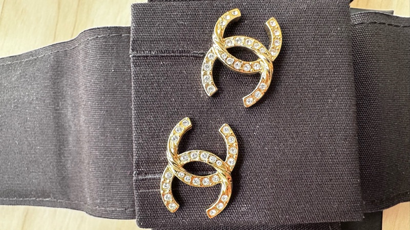 香奈兒 經典雙C水鑽耳環-3