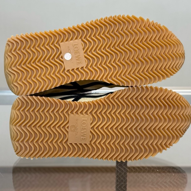 幾乎全新 羅意威/Loewe Flow Runner 德訓鞋 尺碼/37 碼 🈚附件-8