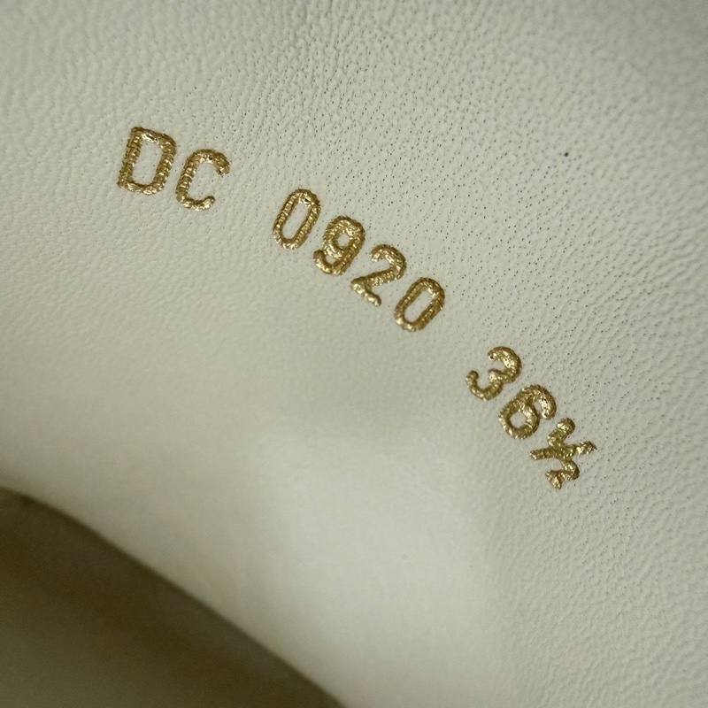 閒置新未使用DIOR迪奧 Walk'n'Dior 厚底鞋白色 36.5碼-5