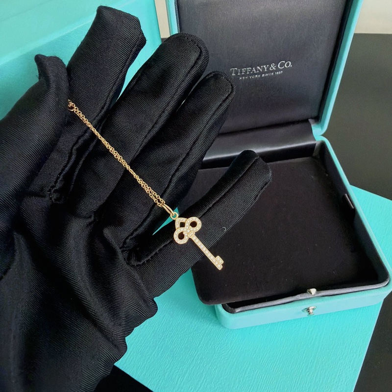 【近新閒置品】蒂芙尼Tiffany&co keys系列 mini鳶尾花滿鑽鑰匙項鍊 18k玫瑰金-5