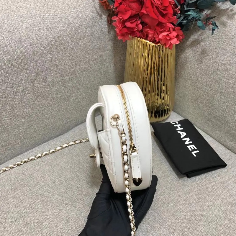 22s CHANEL香奈兒春夏愛心包羊皮金扣鏈條包，芯片款-3