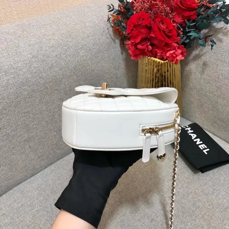 22s CHANEL香奈兒春夏愛心包羊皮金扣鏈條包，芯片款-8