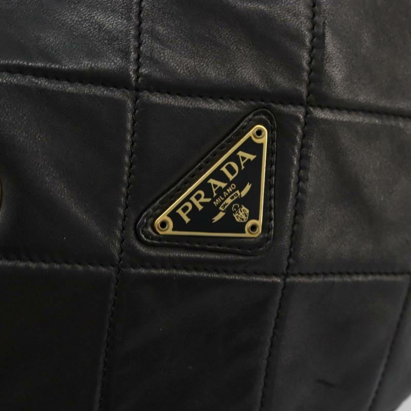 【日本直送】PRADA 絎縫鏈條單肩包 羊皮 黑色 金色 Auth 119692-9