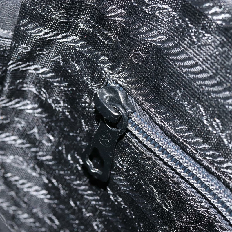 【日本直送】PRADA 絎縫鏈條單肩包 羊皮 黑色 金色 Auth 119692-11