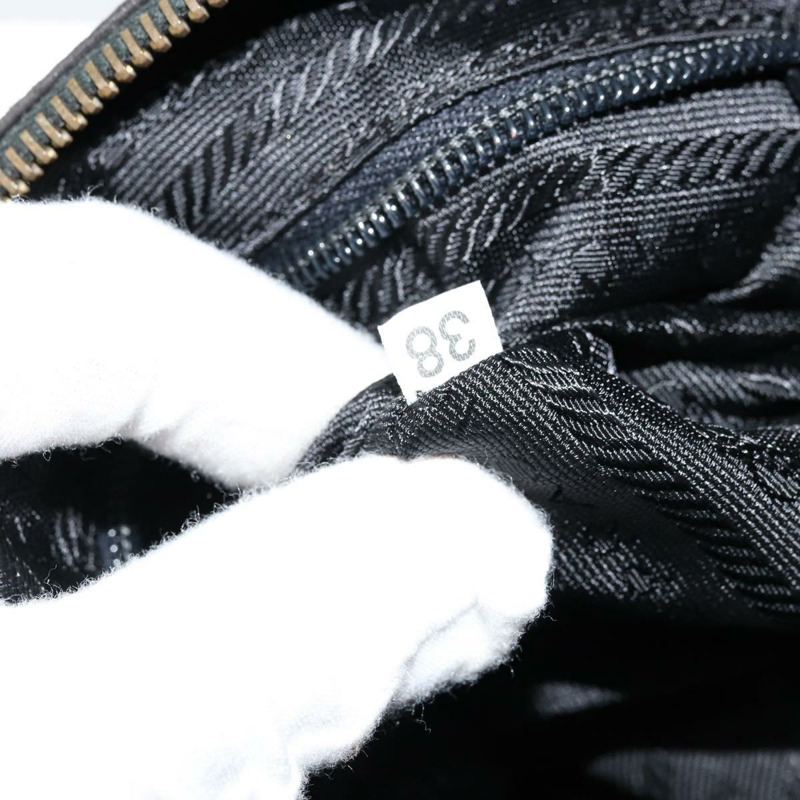 【日本直送】PRADA 絎縫鏈條單肩包 羊皮 黑色 金色 Auth 119692-22