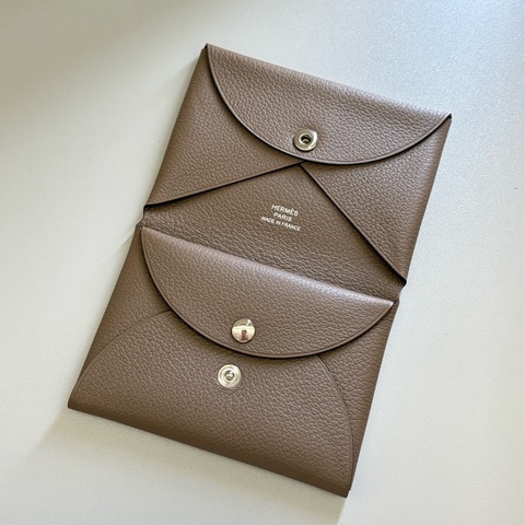 HERMES K刻大象灰CALVI DUO 女款卡夾
