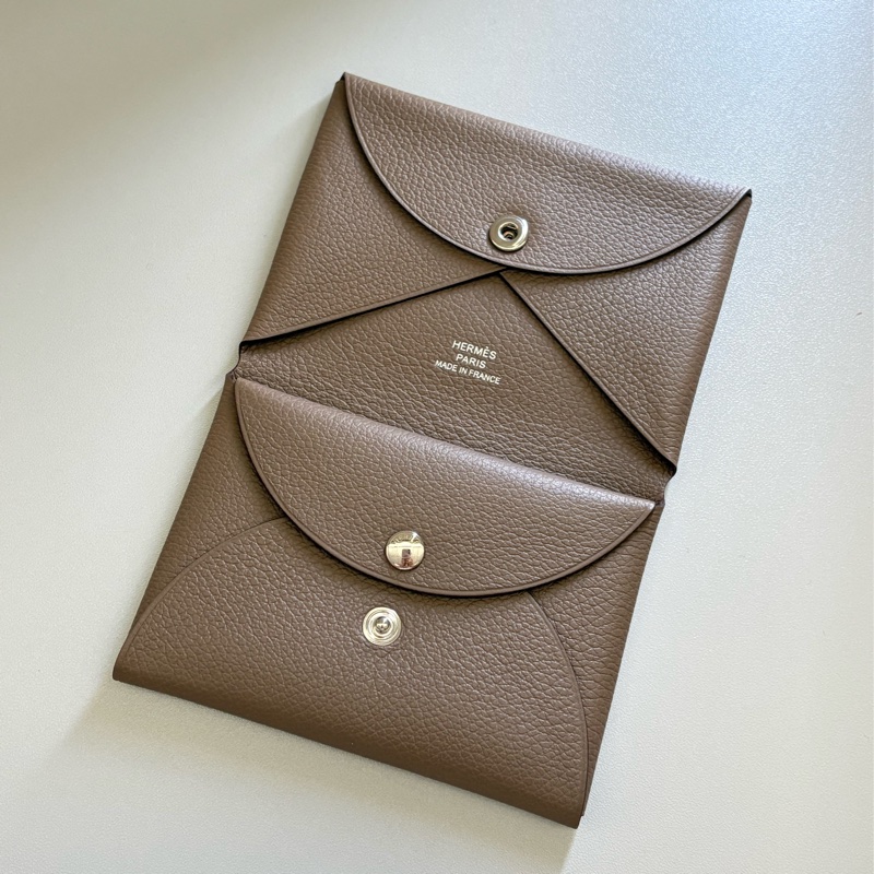 HERMES K刻大象灰CALVI DUO 女款卡夾-0